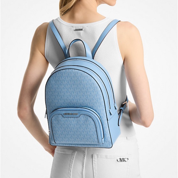 Michael Kors Jaycee Medium Signature Logo Backpack
South Pacific
NWT - Picture 3 of 16